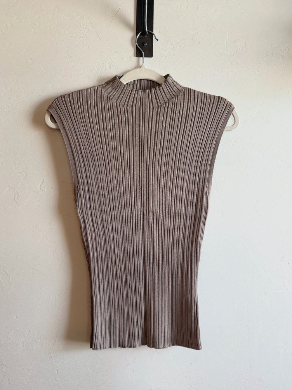 Abercrombie & Fitch Shell Sweater Top